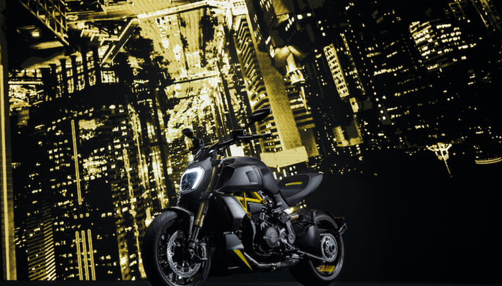 Ducati Diavel 1260 S anche in versione Black and Steel - Foto 3 di 9