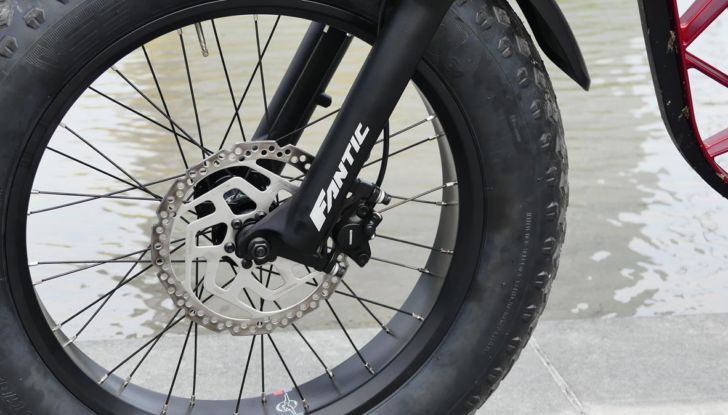 Fantic Issimo, la bici che si crede un ciclomotore - Foto 15 di 24