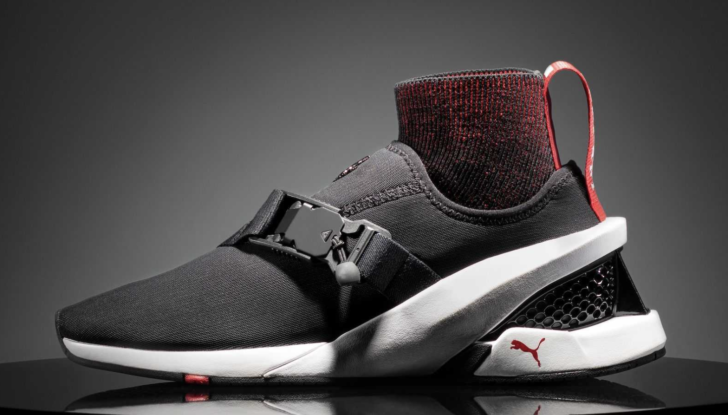 Puma ION F: le sneaker ispirate alla Ferrari SF90 Stradale - Foto 5 di 6