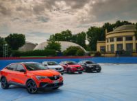 Prova su strada Renault Arkana Full Hybrid, il SUV Coupé ibrido con tre motori [VIDEO]