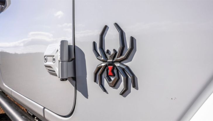 Jeep Gladiator Black Widow