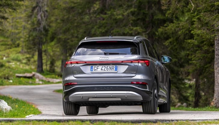 Prova su strada Audi Q4 E-Tron 50, ecco come va il SUV elettrico dei Quattro Anelli da 45.700 euro [VIDEO] - Foto 50 di 58