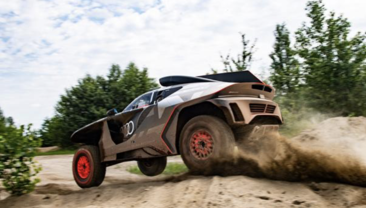 Audi: il futuro passa dal prototipo RS Q e-tron impegnato nella Dakar 2022 - Foto 14 di 20