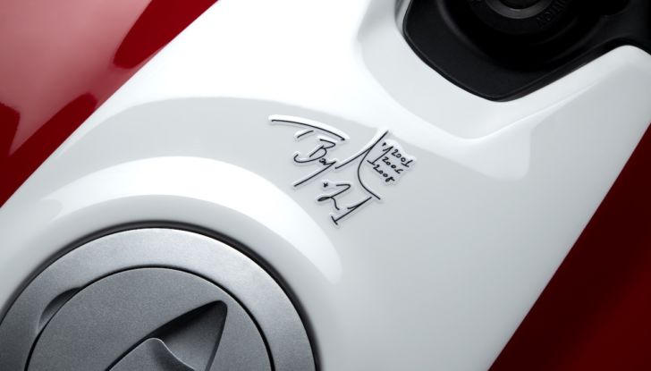 Ducati: arriva la Panigale V2 per omaggiare Troy Bayliss - Foto 8 di 9