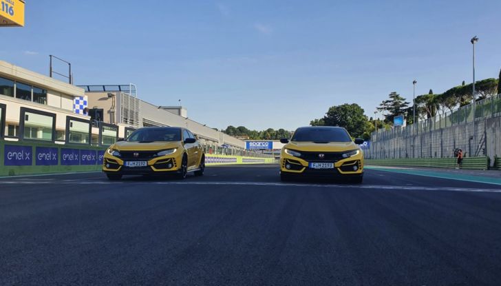 [VIDEO] Prova in pista Honda Civic Type R Limited Edition: un’arma da track day - Foto 15 di 18