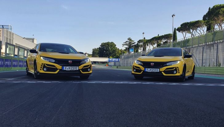 [VIDEO] Prova in pista Honda Civic Type R Limited Edition: un’arma da track day - Foto 1 di 18