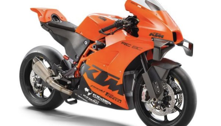 KTM RC 8C, una moto da record anche in fatto di vendite - Foto 8 di 10