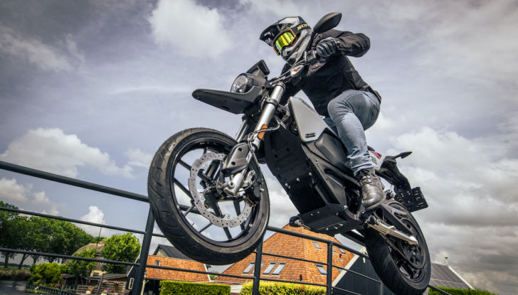 Zero Motorcycles: presentata la nuova Zero FXE - Foto 11 di 22