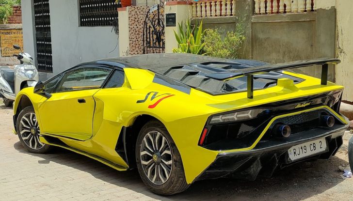 Honda Civic Lamborghini Aventador