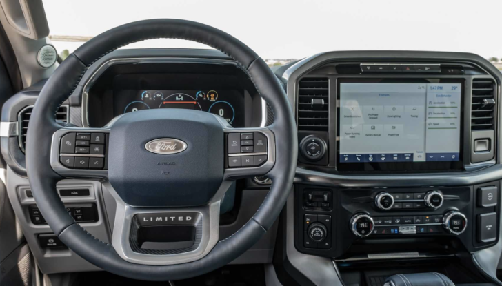 Potente e ibrido: arriva in Italia il Ford F-150 Powerboost - Foto 5 di 12