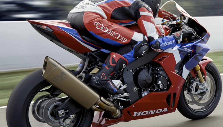 Honda: che sfida tra la Fireblade SP e la sorella da BSB - Foto 2 di 7