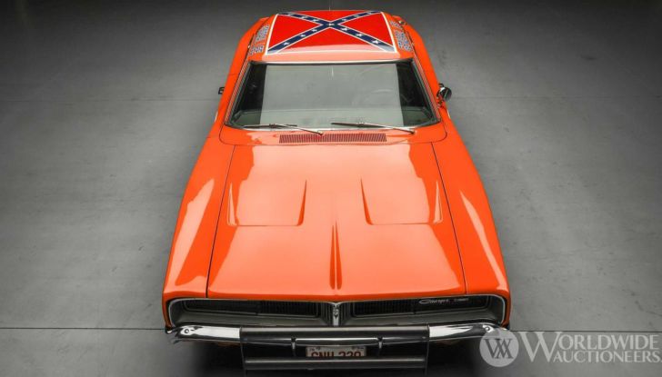 Anche la Dodge Charger in versione speciale “Generale Lee” va all’asta! - Foto 7 di 13