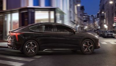 Mobilize Limo by Renault: l’elettrica destinata ai taxi e ai noleggi