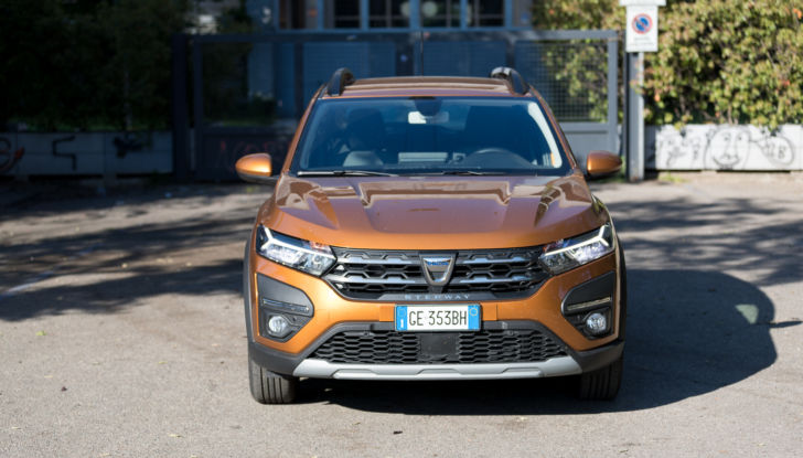 [VIDEO] Prova Dacia Sandero Stepway TCe 100 GPL ECO-G: una vettura in tutto e per tutto vincente - Foto 10 di 37