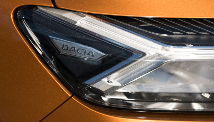 [VIDEO] Prova Dacia Sandero Stepway TCe 100 GPL ECO-G: una vettura in tutto e per tutto vincente - Foto 18 di 37