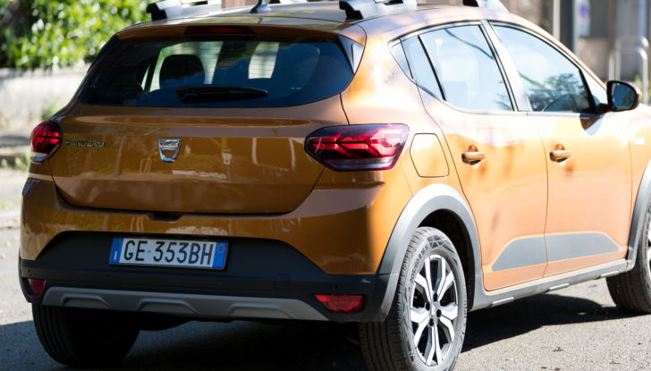 [VIDEO] Prova Dacia Sandero Stepway TCe 100 GPL ECO-G: una vettura in tutto e per tutto vincente - Foto 20 di 37