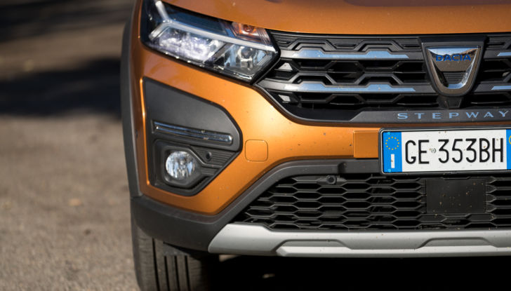 [VIDEO] Prova Dacia Sandero Stepway TCe 100 GPL ECO-G: una vettura in tutto e per tutto vincente - Foto 2 di 37