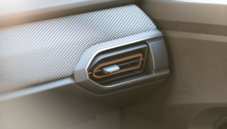 [VIDEO] Prova Dacia Sandero Stepway TCe 100 GPL ECO-G: una vettura in tutto e per tutto vincente - Foto 32 di 37