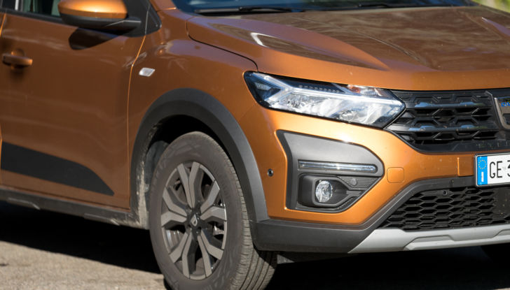 [VIDEO] Prova Dacia Sandero Stepway TCe 100 GPL ECO-G: una vettura in tutto e per tutto vincente - Foto 3 di 37