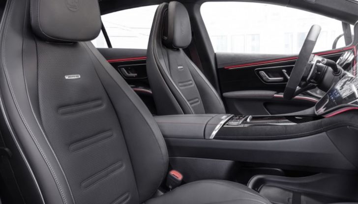 Mercedes-AMG EQS 53 4Matic+, via alle vendite dell’ammiraglia elettrica - Foto 2 di 12