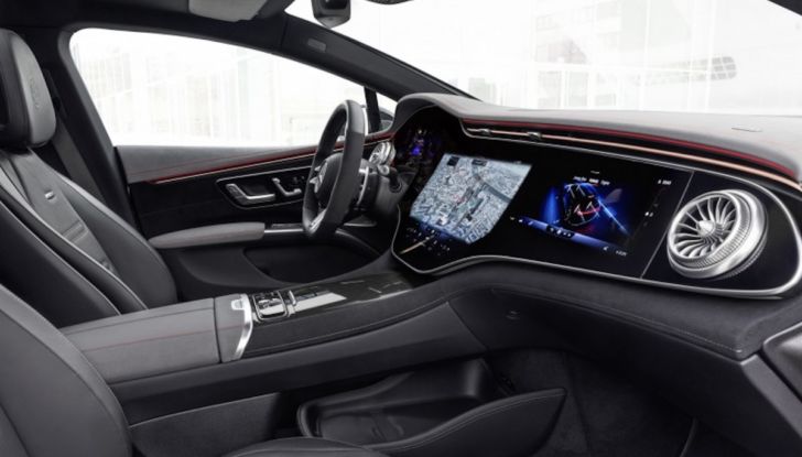 Mercedes-AMG EQS 53 4Matic+, via alle vendite dell’ammiraglia elettrica - Foto 5 di 12