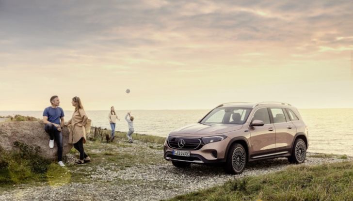 Mercedes EQB, il SUV per la famiglia ma elettrico - Foto 5 di 18