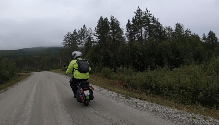 La sfida da record di Mirco e Alice: da Montecchio a Capo Nord in Ciao - Foto 3 di 13