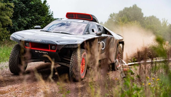 Audi si prepara alla Dakar 2022 con il prototipo RS Q e-tron - Foto 3 di 10