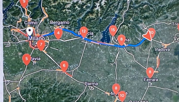 Colonnine di ricarica Fast per auto elettriche in autostrada in forte ritardo - Foto 3 di 8