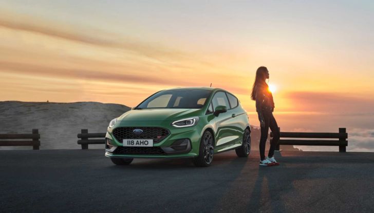 Ford Fiesta 2022: il restyling di metà carriera è più moderno e tecnologico - Foto 3 di 14