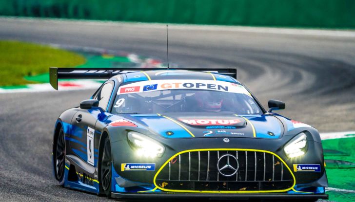 International GT Open: vittoria di Mercedes e Ferrari a Monza - Foto 31 di 38
