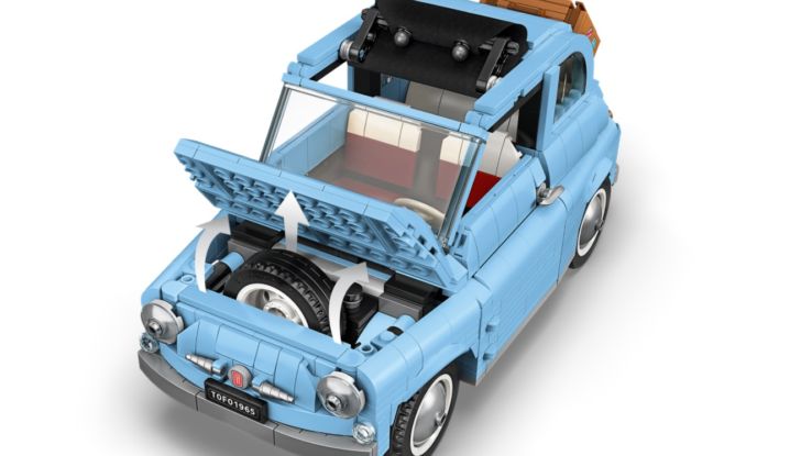 Fiat 500: il modello storico della Lego è disponibile anche in “Baby Blue” - Foto 6 di 9