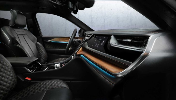 Jeep Grand Cherokee 2022: presentata la 4xe ibrida plug-in da 375 CV - Foto 17 di 18