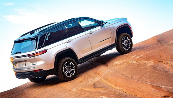 Jeep Grand Cherokee 2022: presentata la 4xe ibrida plug-in da 375 CV - Foto 9 di 18