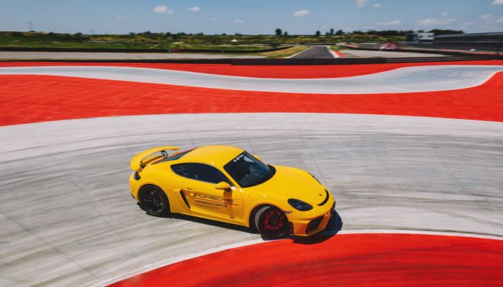 Il più grande Porsche Experience Center al mondo… si trova a Franciacorta! - Foto 6 di 13