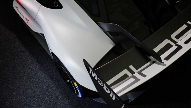 Porsche 718: la gamma Cayman e Boxster verso l’elettrico entro il 2024 - Foto 12 di 18