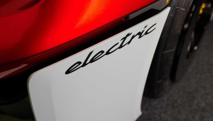 Porsche 718: la gamma Cayman e Boxster verso l’elettrico entro il 2024 - Foto 14 di 18