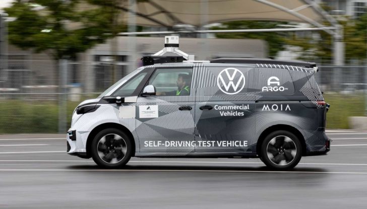 Volkswagen ID Buzz, l’ambulanza a guida autonoma - Foto 6 di 10