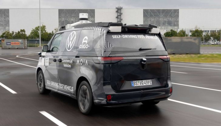 Volkswagen ID Buzz, l’ambulanza a guida autonoma - Foto 7 di 10