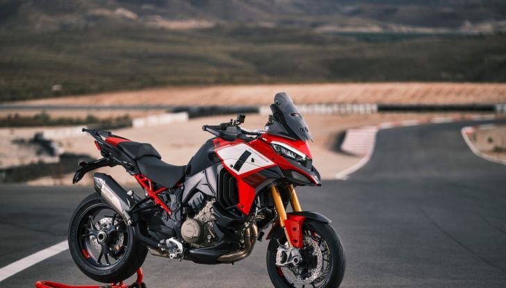 Nuova Ducati V4 Pikes Peak, la Multistrada più sportiva di sempre - Foto 8 di 9