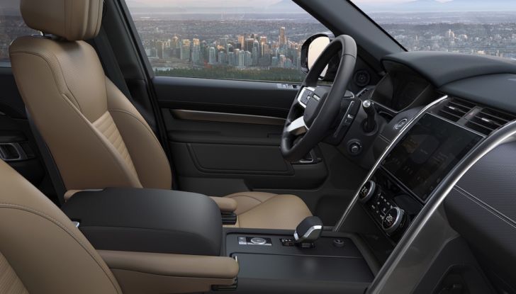 Land Rover Discovery Metropolitan: stile inconfondibile e tecnologia premium - Foto 8 di 10