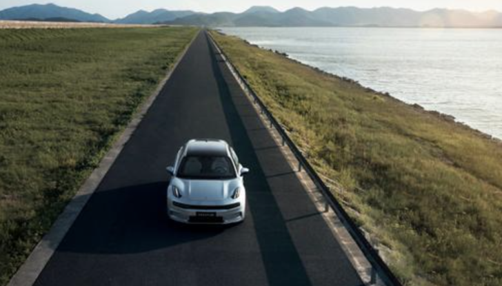 Zeekr 001: l’elettrica cinese è pronta per la produzione - Foto 3 di 14