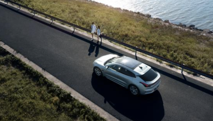 Zeekr 001: l’elettrica cinese è pronta per la produzione - Foto 8 di 14