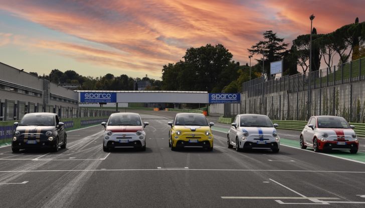 Anche Abarth verso l’elettrico: a Vallelunga debuttano le 595 K-Hertz e le 500 Icon-e - Foto 3 di 20