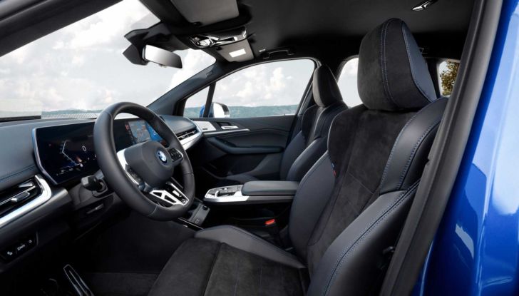 BMW Serie 2 Active Tourer: prova su strada della monovolume ibrida - Foto 16 di 19