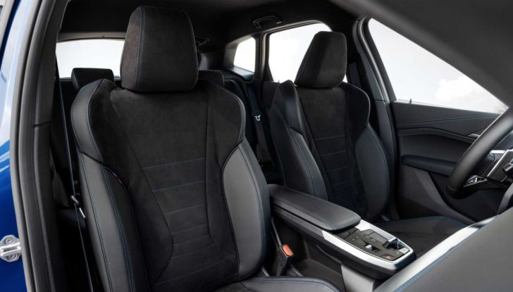 BMW Serie 2 Active Tourer: prova su strada della monovolume ibrida - Foto 19 di 19