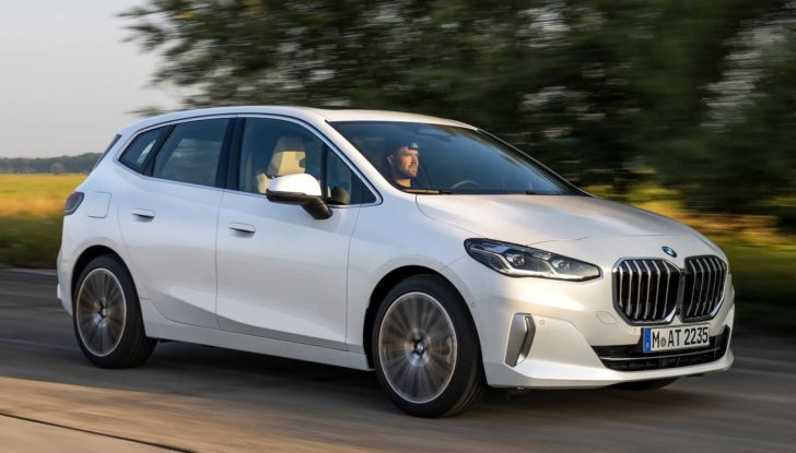 BMW Serie 2 Active Tourer: prova su strada della monovolume ibrida - Foto 10 di 19