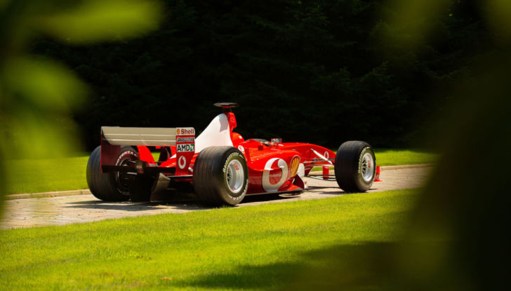 La Ferrari perfetta da mettere in salotto? La F2003-GA di Michael Schumacher! - Foto 7 di 11