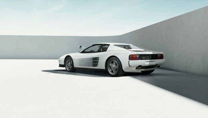 Ferrari Testarossa: il mito rinasce con il restomod di Officine Fioravanti - Foto 3 di 10