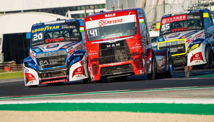 Misano dà spettacolo con i camion del FIA European Truck Racing Championship! - Foto 11 di 50